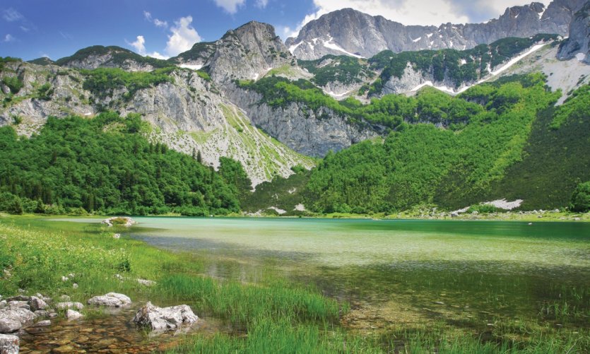 El parque nacional de Sutjeska. El parque nacional de Sutjeska.