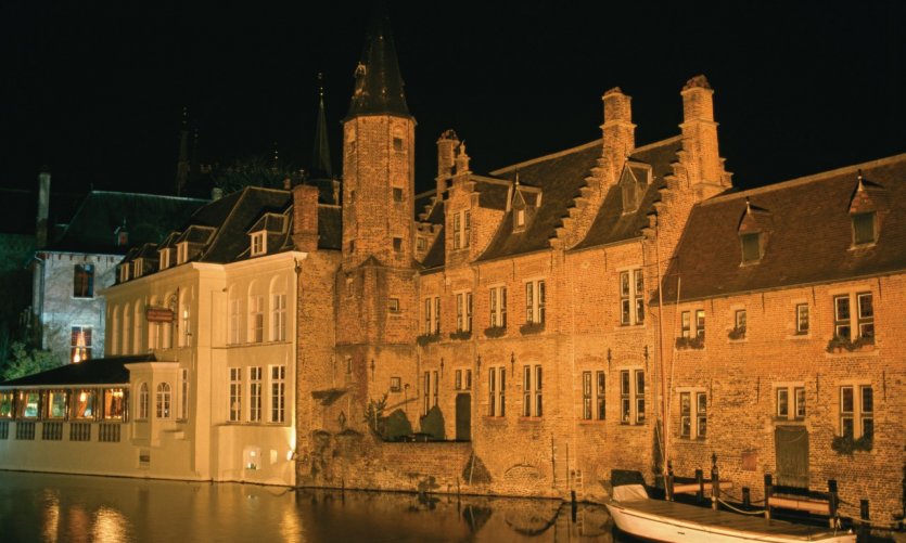 Canaux de Gand. Canaux de Gand.
