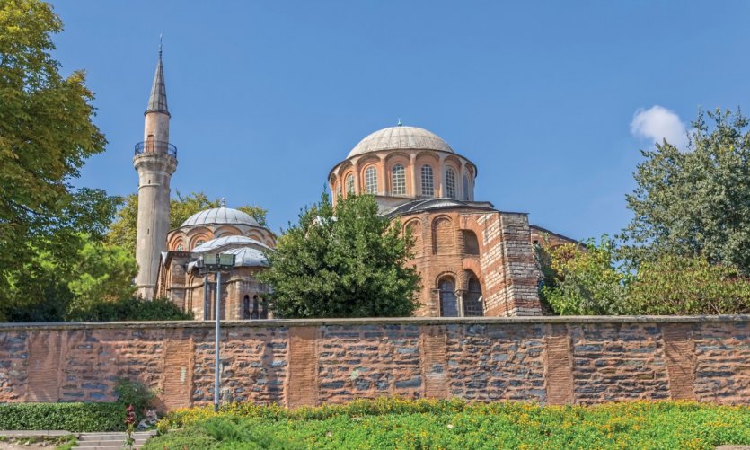 L'église Saint-Sauveur-in-Chora, nichée dans un quartier populaire et hors de l'hypercentre, est un véritable joyau. L'église Saint-Sauveur-in-Chora, nichée dans un quartier populaire et hors de l'hypercentre, est un véritable joyau.