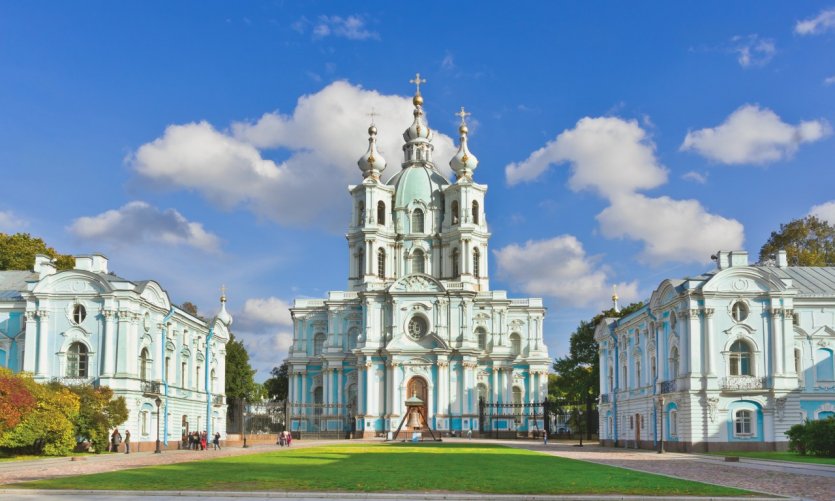Cathédrale Smolny-de-la-Résurrection. Cathédrale Smolny-de-la-Résurrection.