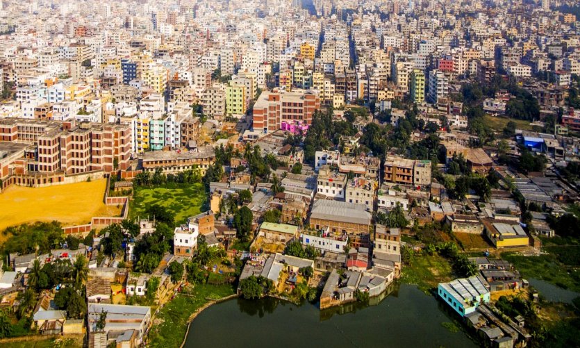 <p>Vista ae-rienne de Dhaka, capital de Bangladesh.</p> <p>Vista ae-rienne de Dhaka, capital de Bangladesh.</p>