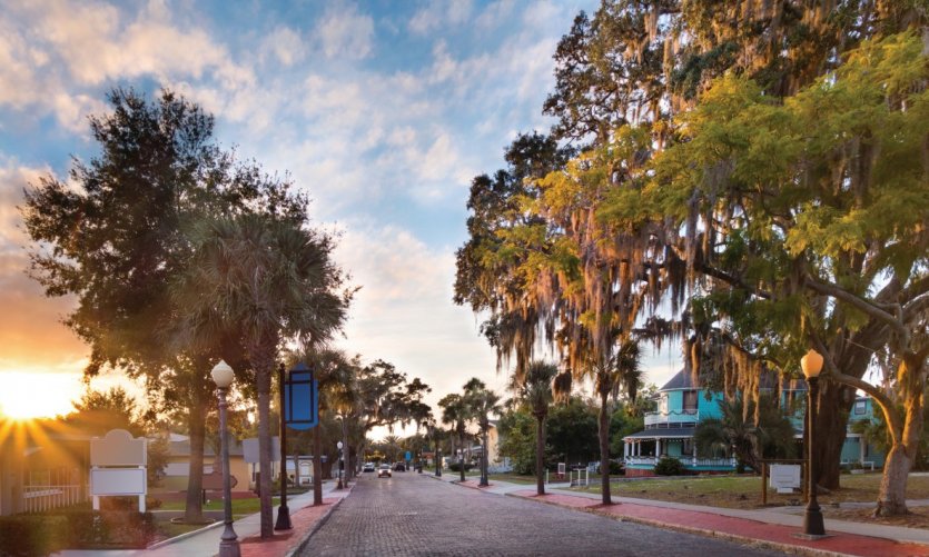 <p>Sunset on Tarpon Springs.</p> <p>Sunset on Tarpon Springs.</p>