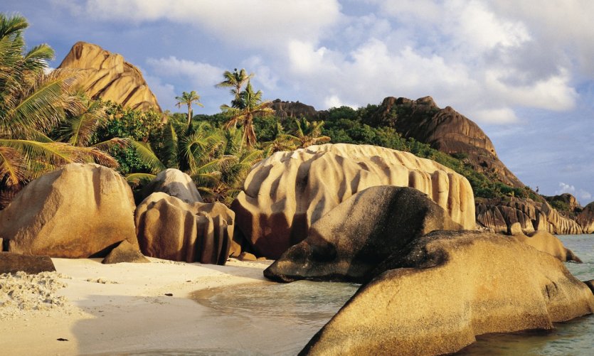 Anse Source d'Argent, entre plage et granit. Anse Source d'Argent, entre plage et granit.