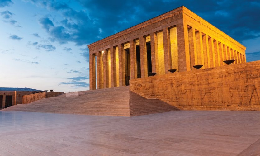 Mausolée d'Atatürk à Ankara. Mausolée d'Atatürk à Ankara.