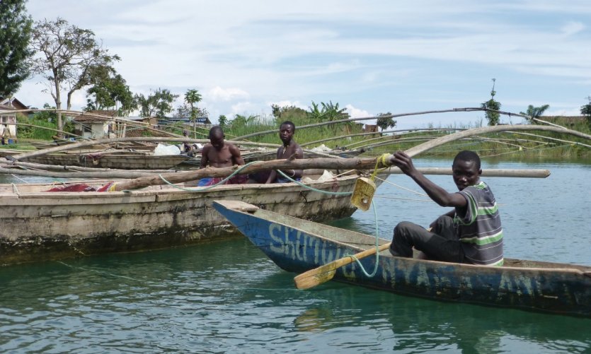 Pêcheurs sur le lac Kivu. Pêcheurs sur le lac Kivu.