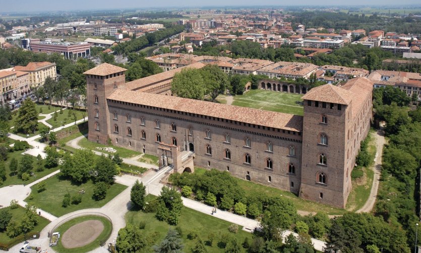 <p>Castello Visconteo.</p> <p>Castello Visconteo.</p>
