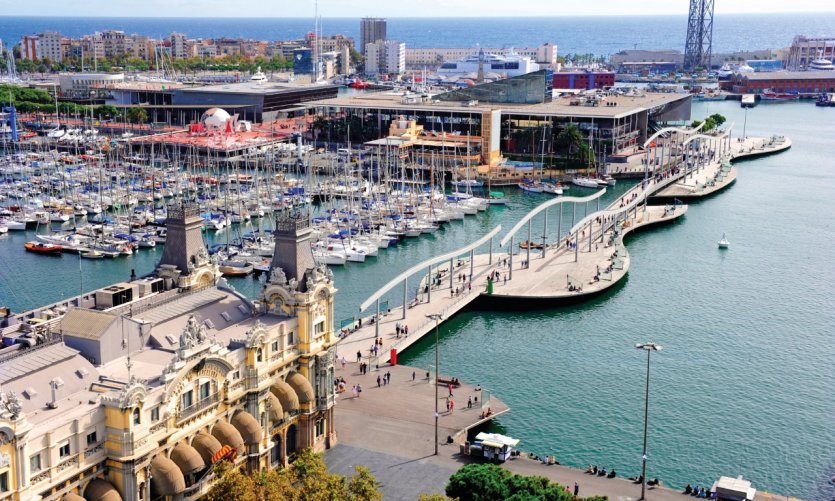 Port Vell et Rambla de la Mar. Port Vell et Rambla de la Mar.