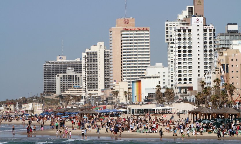 La plage en front de mer. La plage en front de mer.
