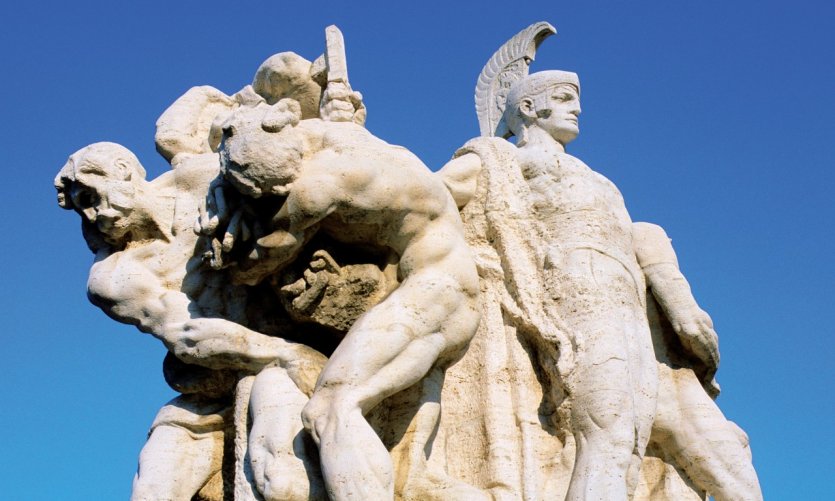 <p>Statue du pont Victor-Emmanuel II.</p> <p>Statue du pont Victor-Emmanuel II.</p>