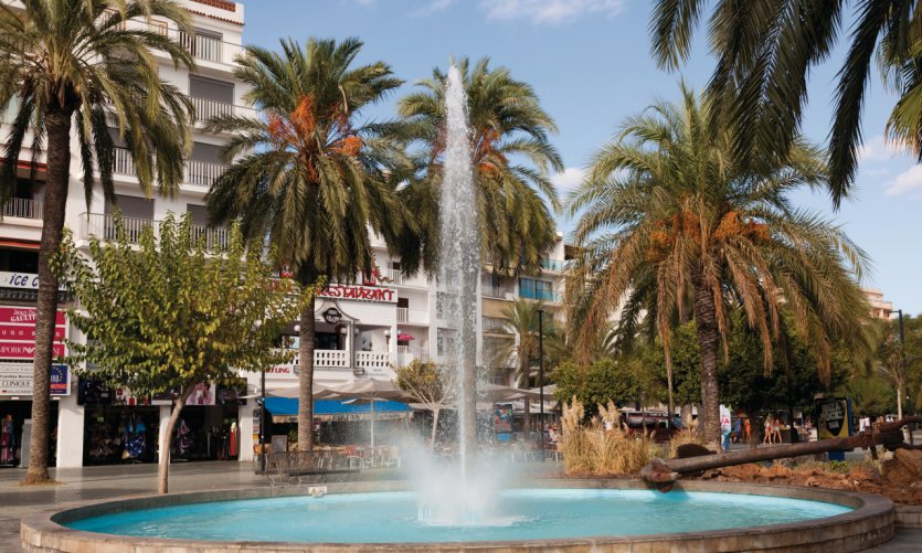 Fontaine à Sant Antoni. Fontaine à Sant Antoni.