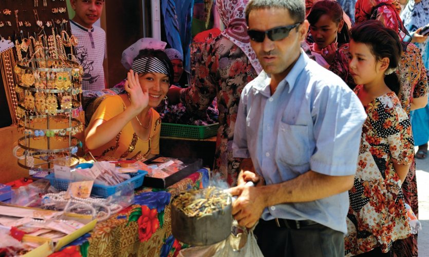 Casserole pot to stop the bad eye at the bazaar. Casserole pot to stop the bad eye at the bazaar.