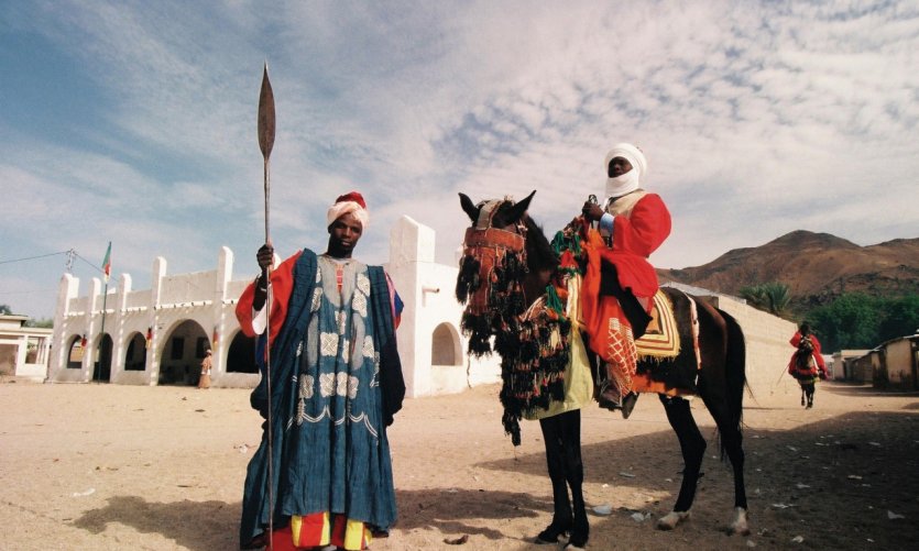 Les cavaliers du Lamidat de Maroua. Les cavaliers du Lamidat de Maroua.