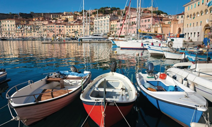 <p>Vieux port de Portoferraio.</p> <p>Vieux port de Portoferraio.</p>