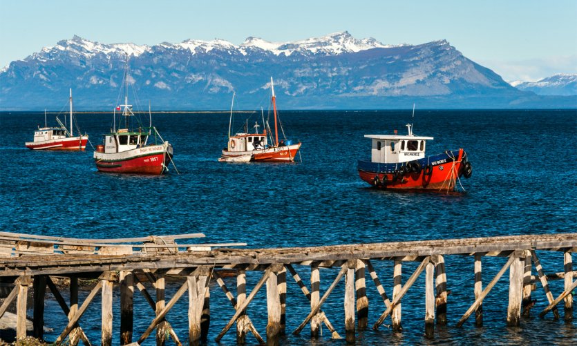 Bateaux de pêche à Puerto Natales. Bateaux de pêche à Puerto Natales.