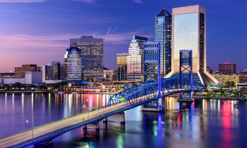 <p>Jacksonville at nightfall.</p> <p>Jacksonville at nightfall.</p>