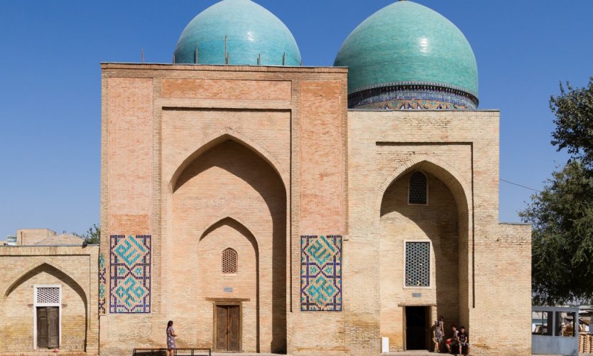 Mosquée Kok Goumbaz. Mosquée Kok Goumbaz.