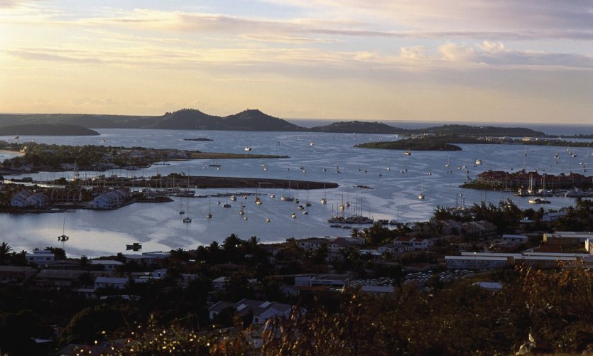 Vue sur Macouba. Vue sur Macouba.