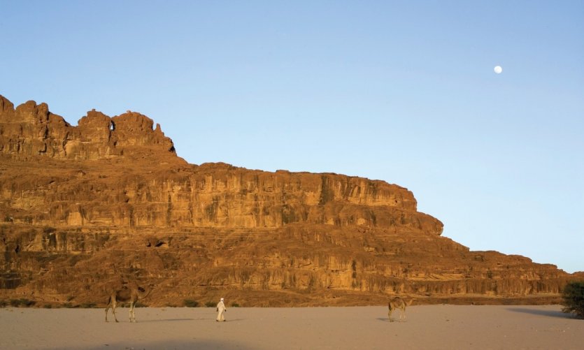 Montagnes Ennedi, dans les environs de Fada. Montagnes Ennedi, dans les environs de Fada.