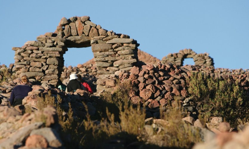 Templo de la isla de Amantani. Templo de la isla de Amantani.