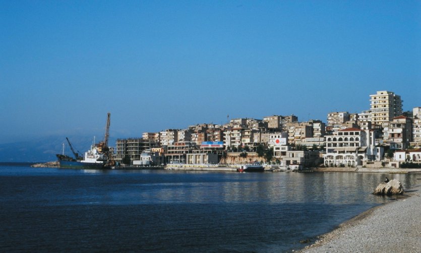 Centre-ville de Saranda. Centre-ville de Saranda.