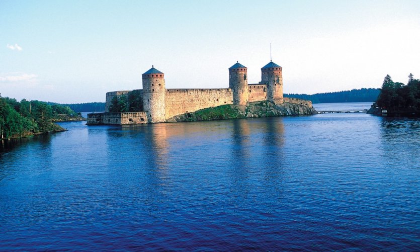 <p>Le château d'Olavinlinna</p> <p>Le château d'Olavinlinna</p>