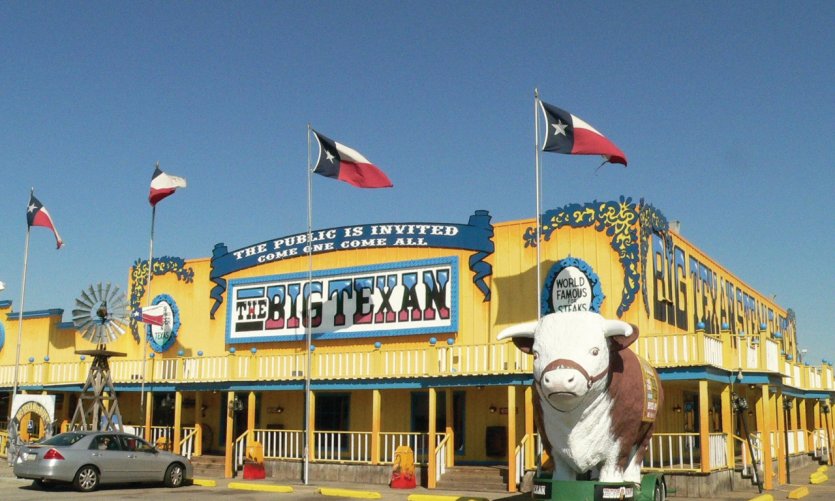 Le Big Texan Ranch à Amarillo au Texas est ouvert depuis 1960. Le Big Texan Ranch à Amarillo au Texas est ouvert depuis 1960.