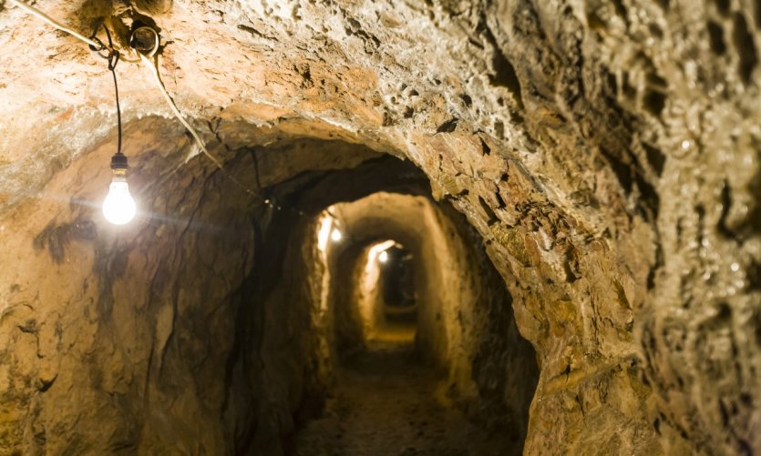 <p>Una de las cuevas del movimiento Phatet Lao.</p> <p>Una de las cuevas del movimiento Phatet Lao.</p>