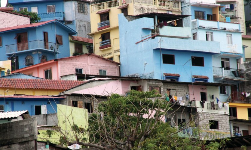 <p>Le quartier coloré de Las Peñas, l'une des attractions de Guayaquil au bout du Malecón.</p> <p>Le quartier coloré de Las Peñas, l'une des attractions de Guayaquil au bout du Malecón.</p>