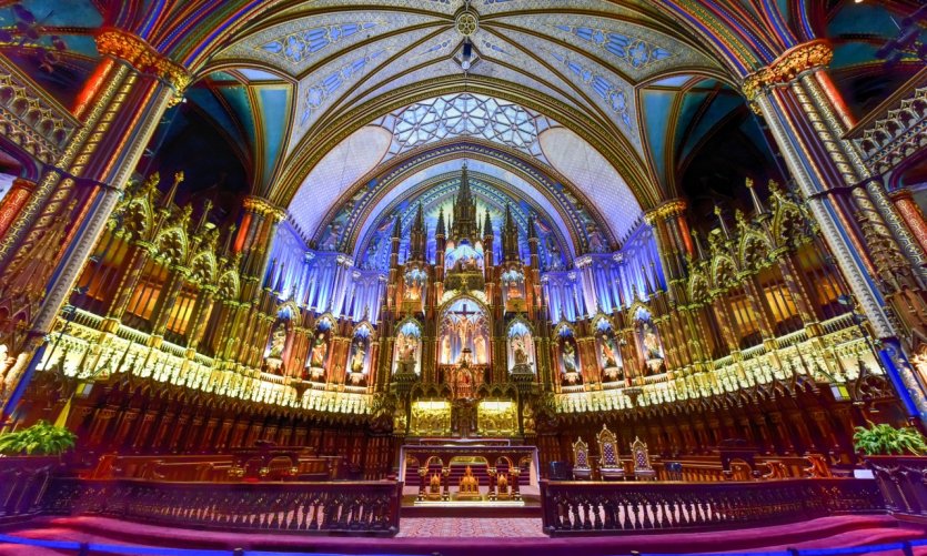 Intérieur de la Basilique Notre-Dame de Montréal. Intérieur de la Basilique Notre-Dame de Montréal.