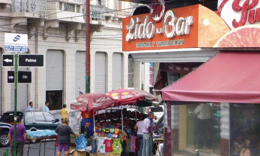 Emblematic Lido Bar. Emblematic Lido Bar.