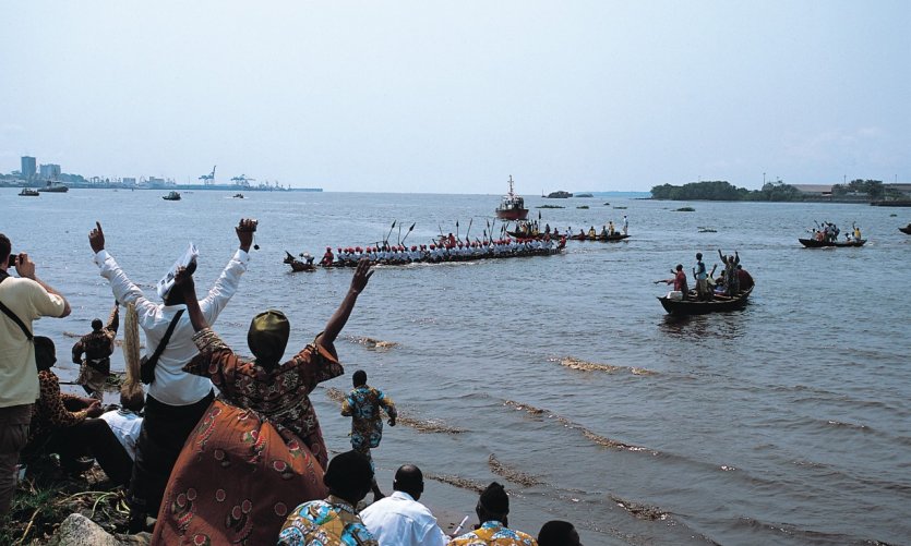 Fête traditionnelle du Ngondo célébrée par le peuple Sawa. Fête traditionnelle du Ngondo célébrée par le peuple Sawa.