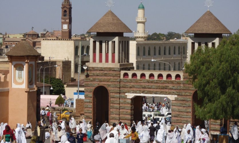 <p>Les tours de la cathédrale orthodoxe, le clocher de la cathédrale catholique et le minaret de la Grande Mosquée témoignent de la diversité religieuse qui règne dans le pays.</p> <p>Les tours de la cathédrale orthodoxe, le clocher de la cathédrale catholique et le minaret de la Grande Mosquée témoignent de la diversité religieuse qui règne dans le pays.</p>