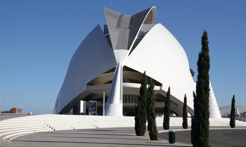 Palais des Arts. Palais des Arts.