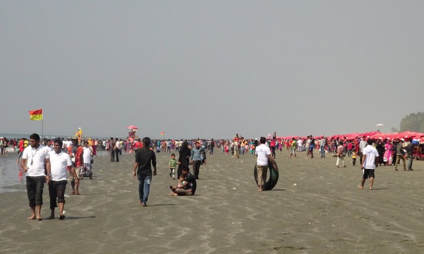 La gama animada de Cox' s Bazar. La gama animada de Cox' s Bazar.