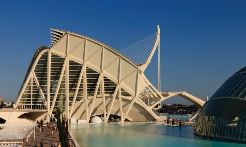 Le musée des Sciences Príncipe Felipe dessiné par l'architecte Santiago Calatrava. Le musée des Sciences Príncipe Felipe dessiné par l'architecte Santiago Calatrava.