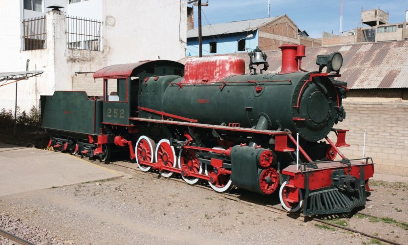 Former engine. Former engine.