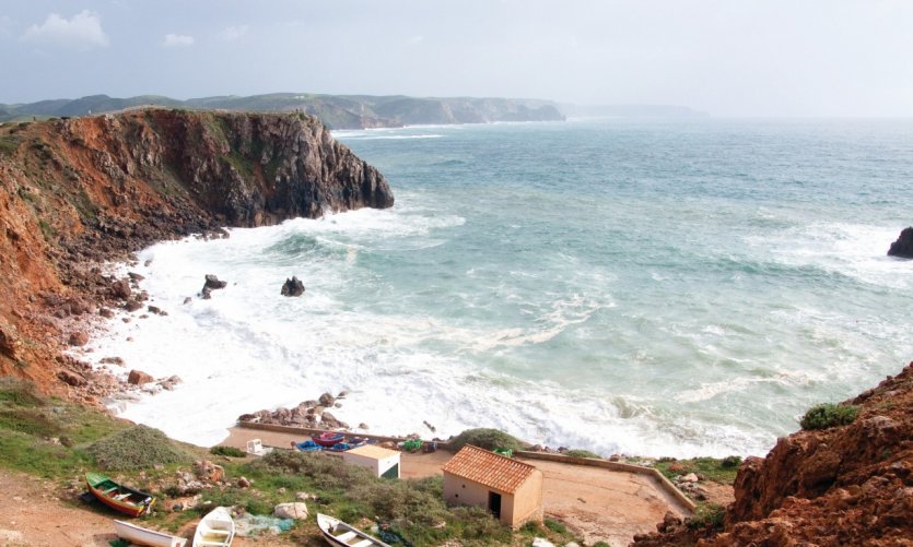 <p>Praia da Bordeira.</p> <p>Praia da Bordeira.</p>