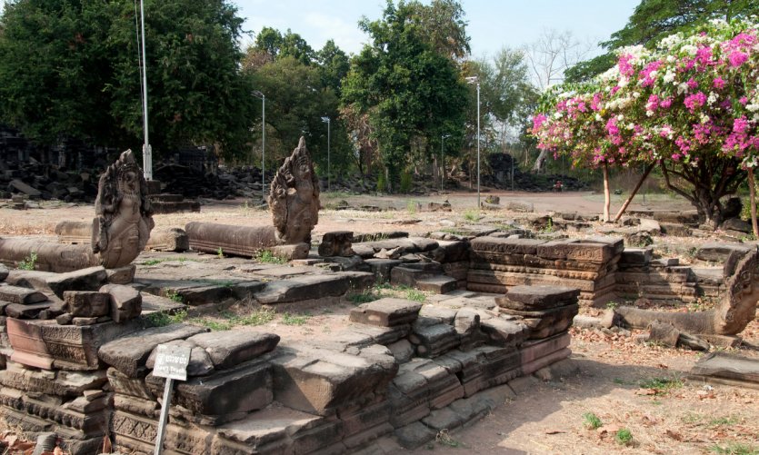 Entrée royale du temple de Banteay Chmar. Entrée royale du temple de Banteay Chmar.