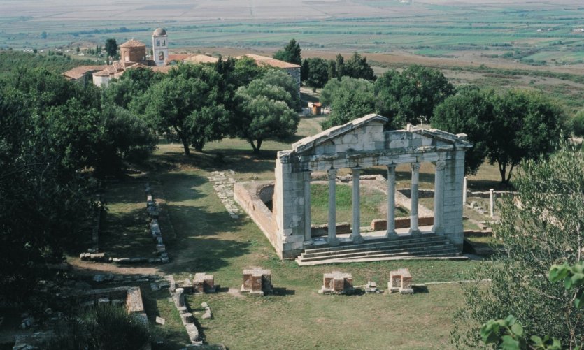 El Bouleutêrion (monumento del Agonothètes). El Bouleutêrion (monumento del Agonothètes).