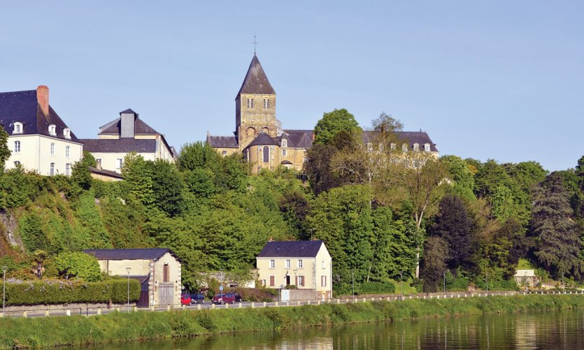 Hotel Restaurant Chateau Gontier Hotel Restaurant Chateau Gontier