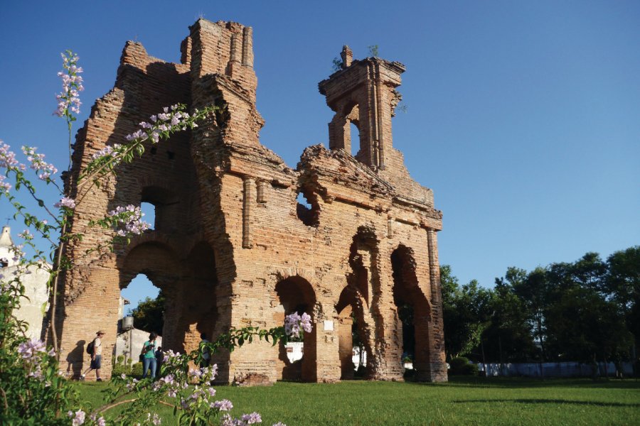 Ruines d'Humaitá. Nicolas LHULLIER