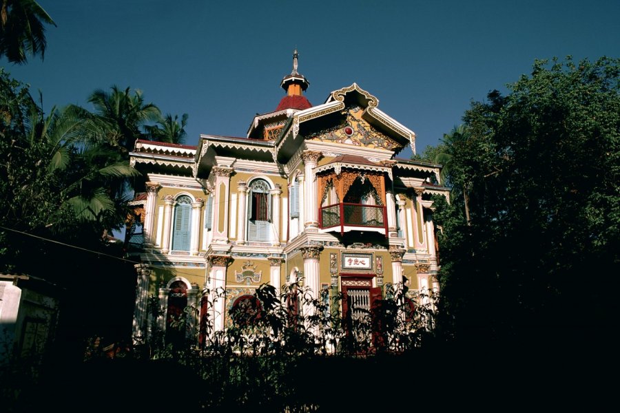 Temple à Yangon. Author's Image