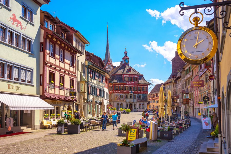 Le village médiéval de Stein Am Rhein. PONGPIPAT.SRI - Shutterstock.com