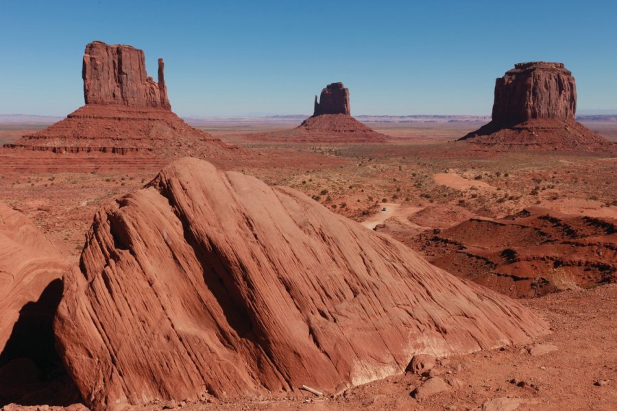 Panorama sur la West Mitten Butte, l'East Mitten Butte et la Merick Butte. David GUERSAN - Author's Image