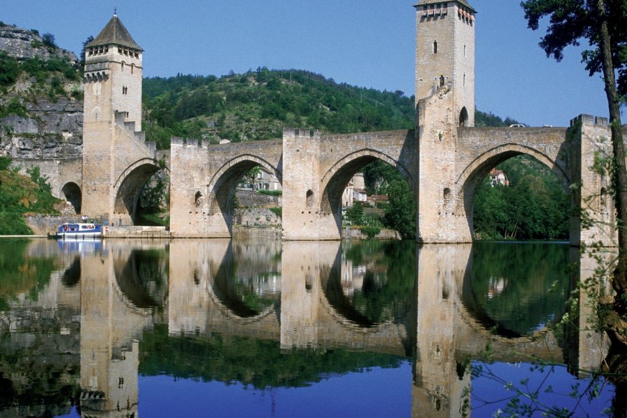 Le pont Valentré - Cahors PHOVOIR