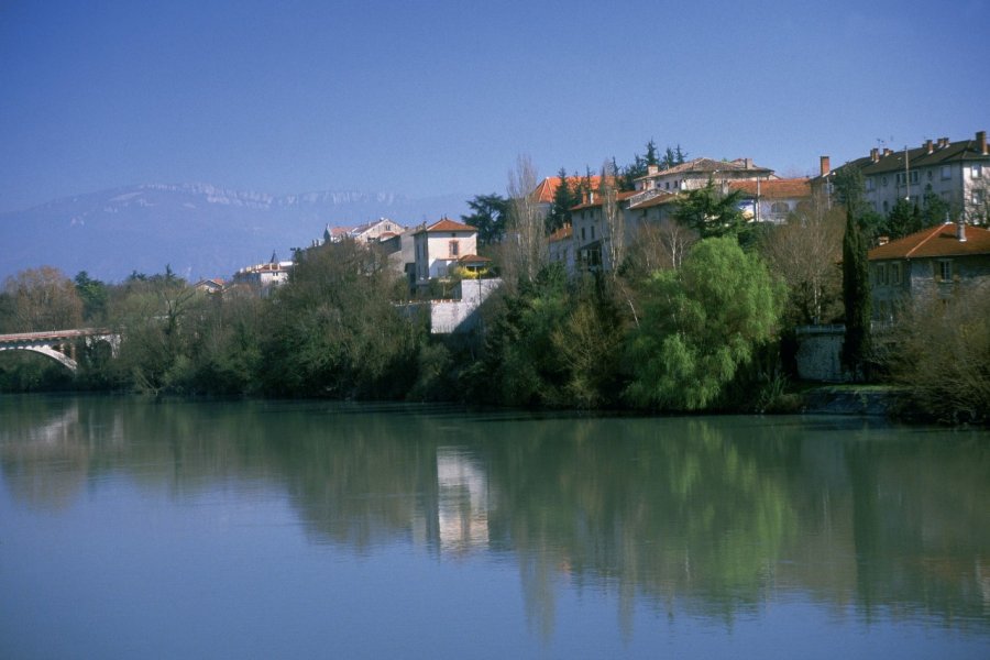 Vue de Bourg-de-Péage et de l'Isère - près de Romans-sur-Isère PHOVOIR