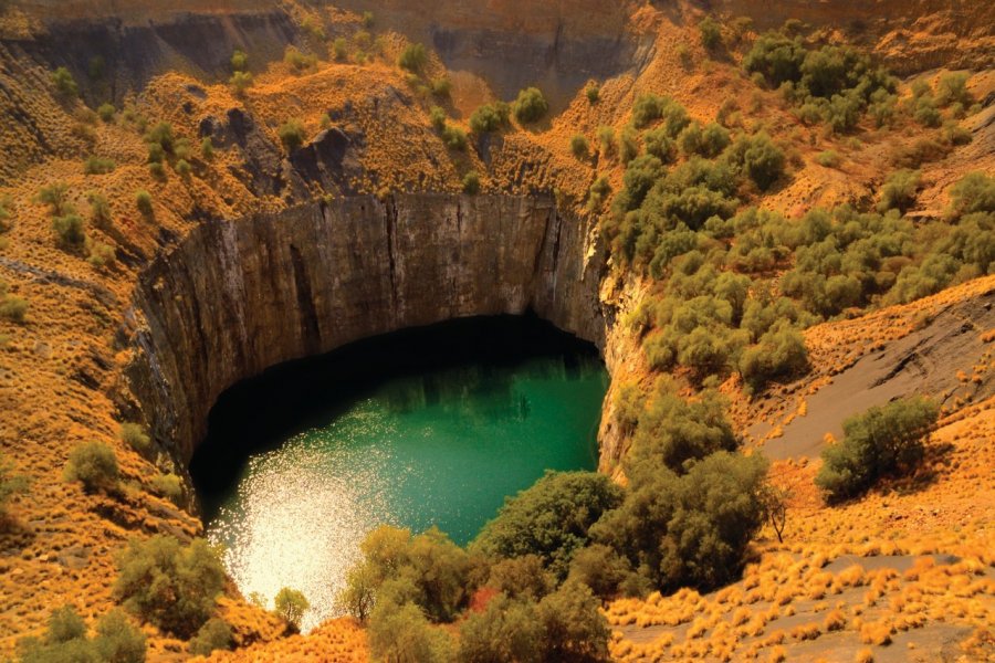 Le Big Hole de Kimberley. Bob Balestri - iStockphoto