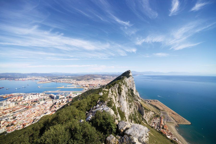 Côte rocheuse de Gibraltar. Rognar - iStockphoto