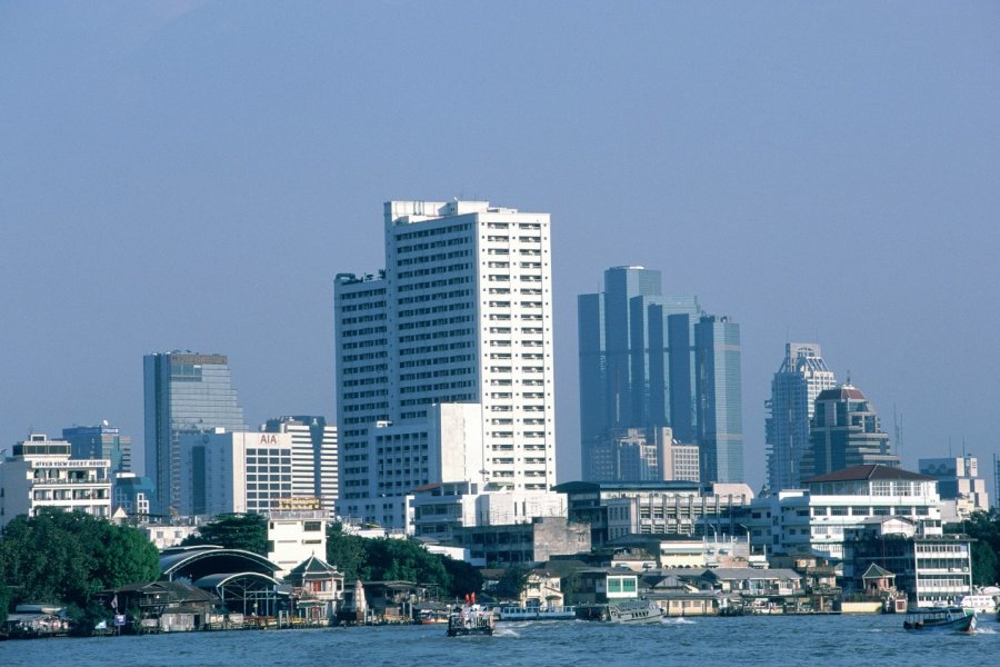 Vue générale du quartier moderne de Bangkok. (© S.Nicolas - Iconotec))