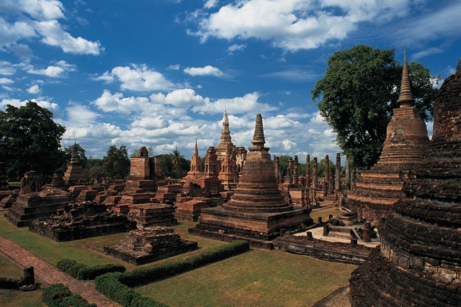 Parc historique de Sukhothai. (© S.Nicolas - Iconotec))